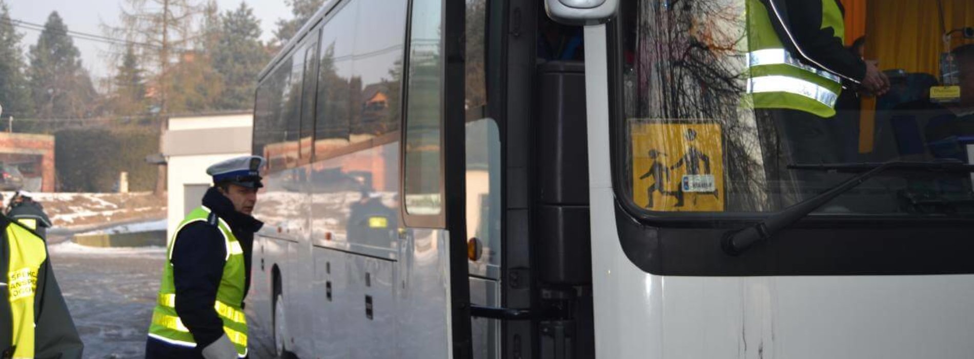 Nietrzeźwy kierujący autobusem chciał przewozić dzieci na wycieczkę