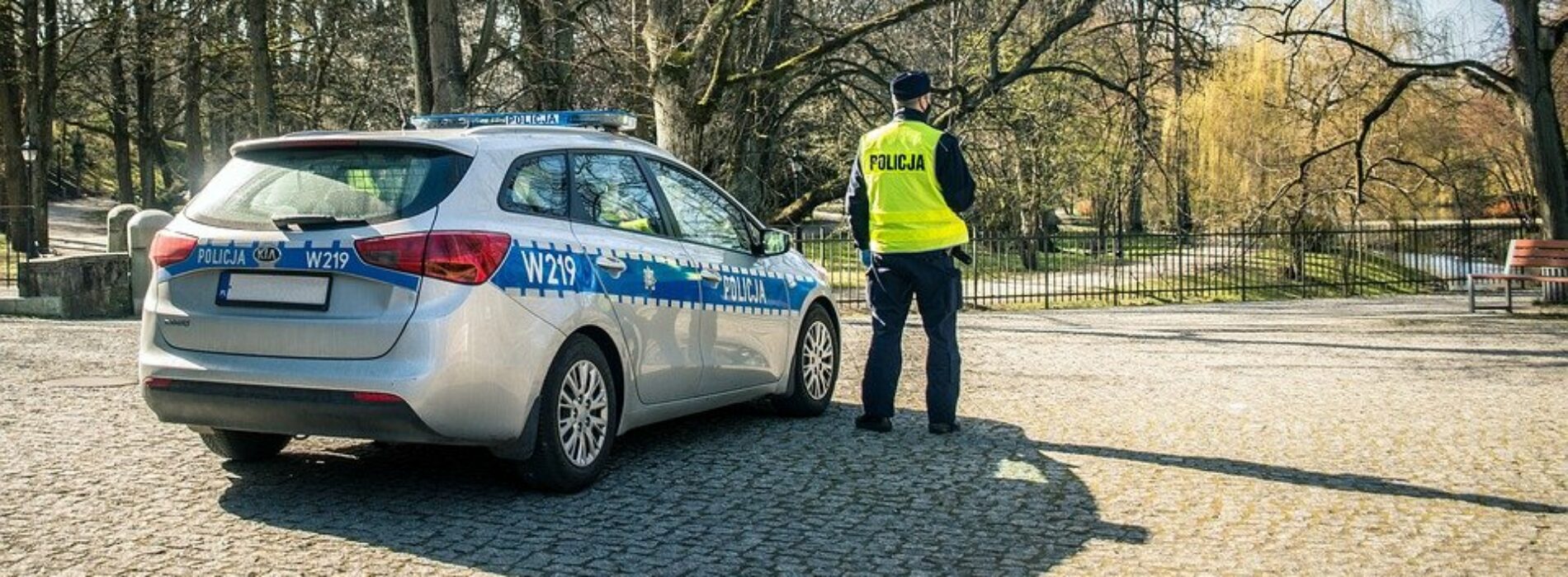 Wałbrzyscy policjanci ostrzegają przed kradzieżą pojazdów metodą ,,na walizkę”